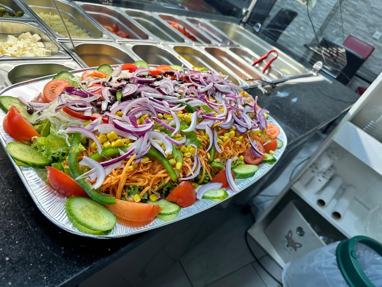 Bunter frischer Salat Platte